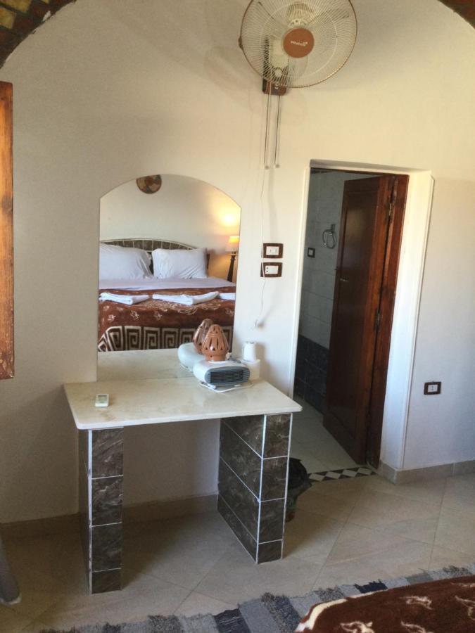 The Brown House Appartement Luxor Buitenkant foto