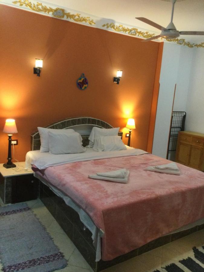 The Brown House Appartement Luxor Buitenkant foto