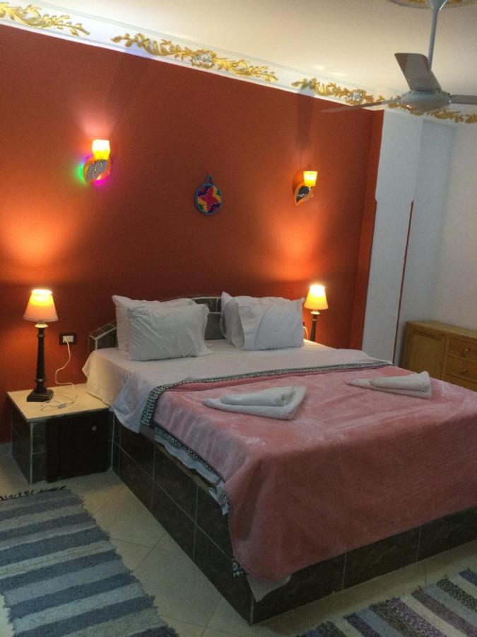 The Brown House Appartement Luxor Buitenkant foto
