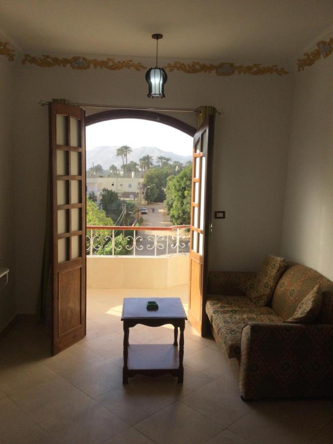 The Brown House Appartement Luxor Buitenkant foto